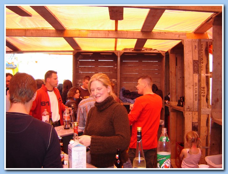 kermisborrel en tuin etc 055